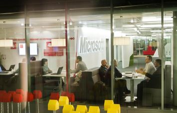 Microsoft zeigt Arbeitsplatz von morgen