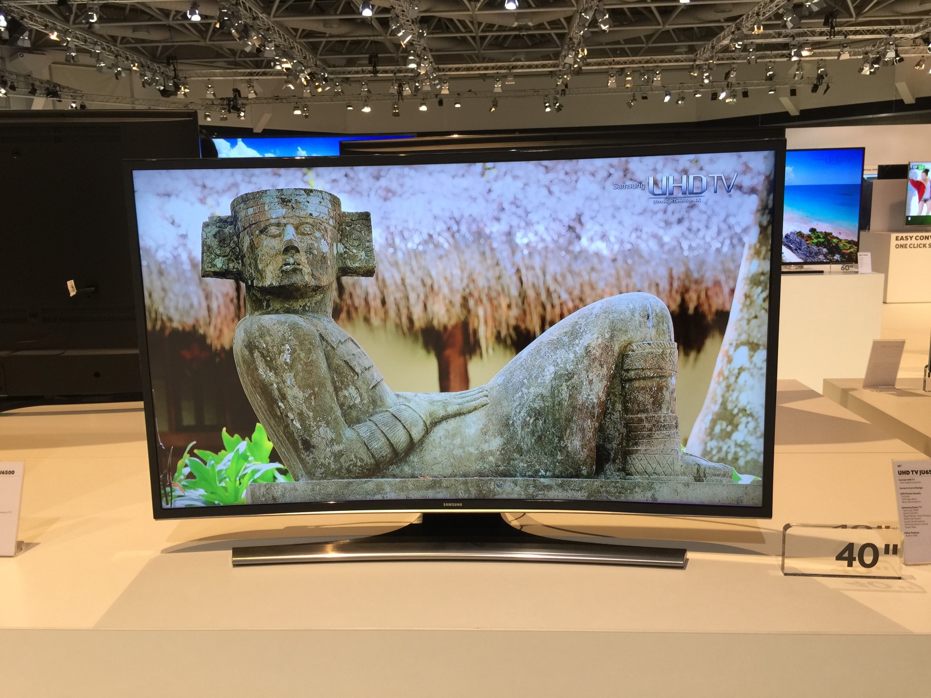Samsung entschuldigt sich für unerwünschte Werbung auf Smart TVs