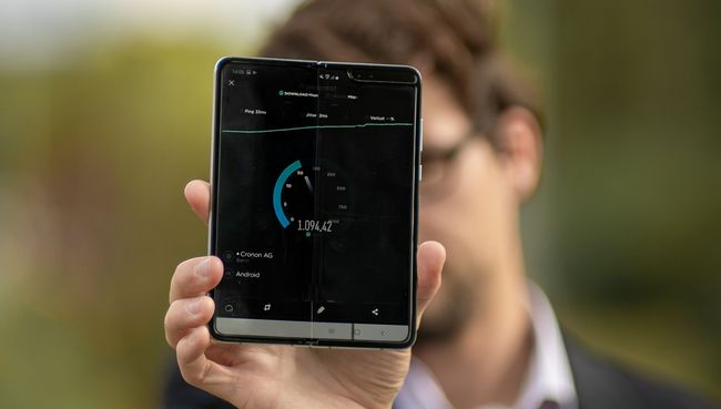 Sunrise mit schnellstem 5G-Netz, Swisscom mit höchster 5G-Verfügbarkeit