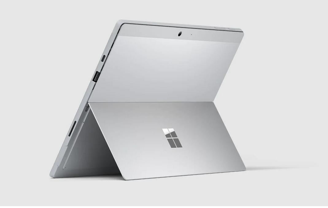 Surface 8 kommt wohl erst im Herbst