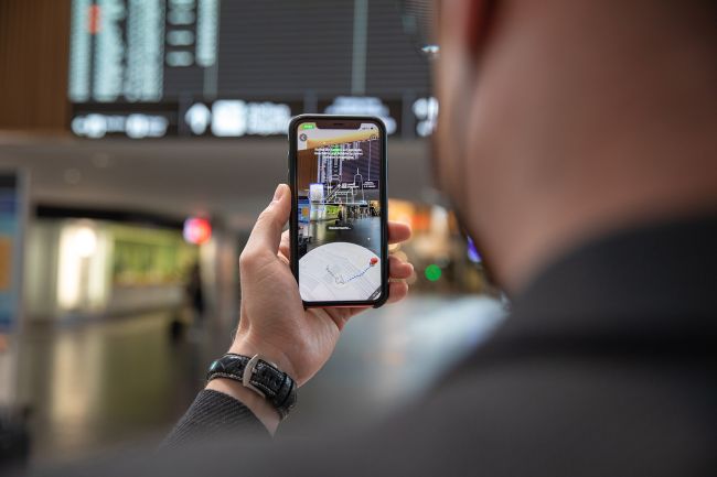 Flughafen Zürich als erster Flughafen weltweit mit Google Maps Live View