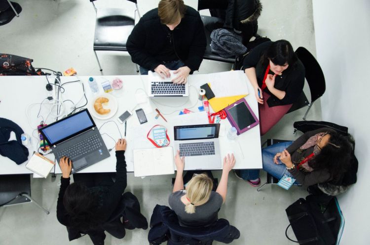 Bundeskanzlei kündigt Govtech Hackathon 2024 an