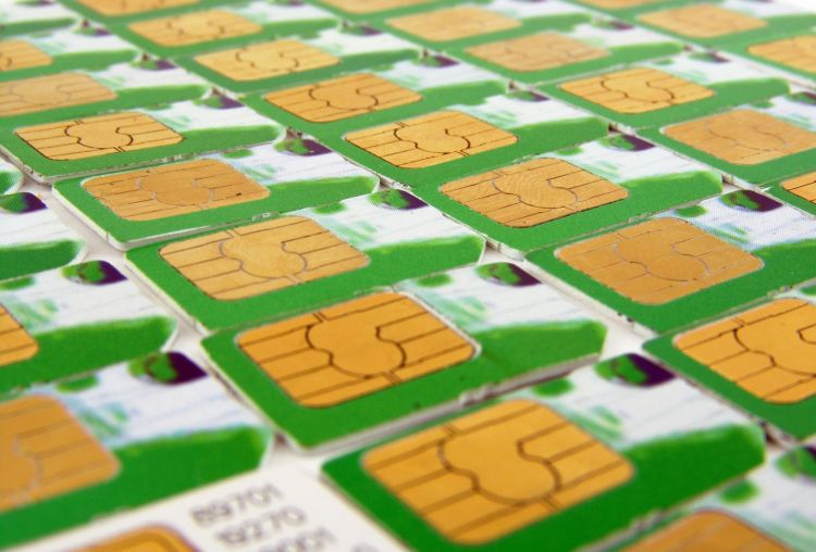 Netzbetreiber muss 25 Millionen SIM-Karten austauschen