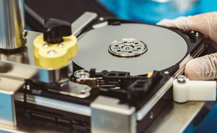 Seagate stellt HDDs mit 69 Terabyte in Aussicht