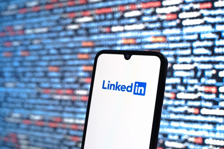 Studie zeigt wer auf Linkedin am meisten KI verwendet