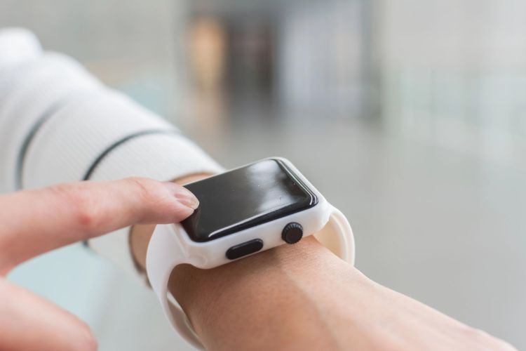 Batterien in Smartwatches von Austauschpflicht ausgenommen