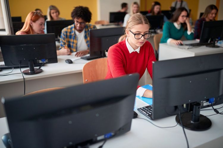 Kiro for Students neu auch für Schweizer Bildungseinrichtungen