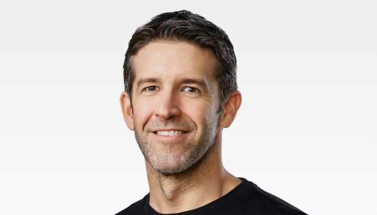 Apples Engineering-Chef John Ternus soll auf CEO Tim Cook folgen