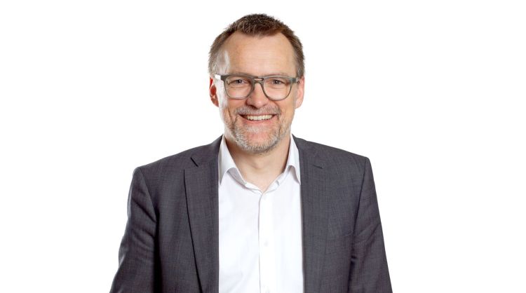 Abhängigkeit als Geschäftsmodell: Matthias Stürmer im Interview