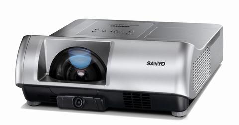 Sanyo PLC-WL2503 - Portabler Weitwinkel-Beamer