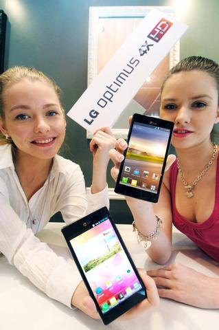 LG zeigt Optimus 4X HD und 3D Max