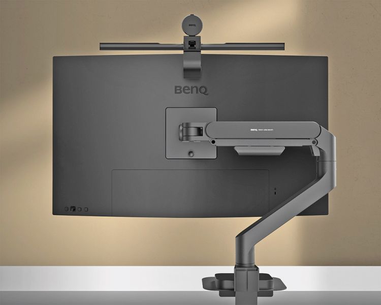 Flexibler Monitorarm